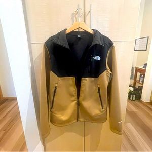Men’s Small Gold and Black The North Face jacket